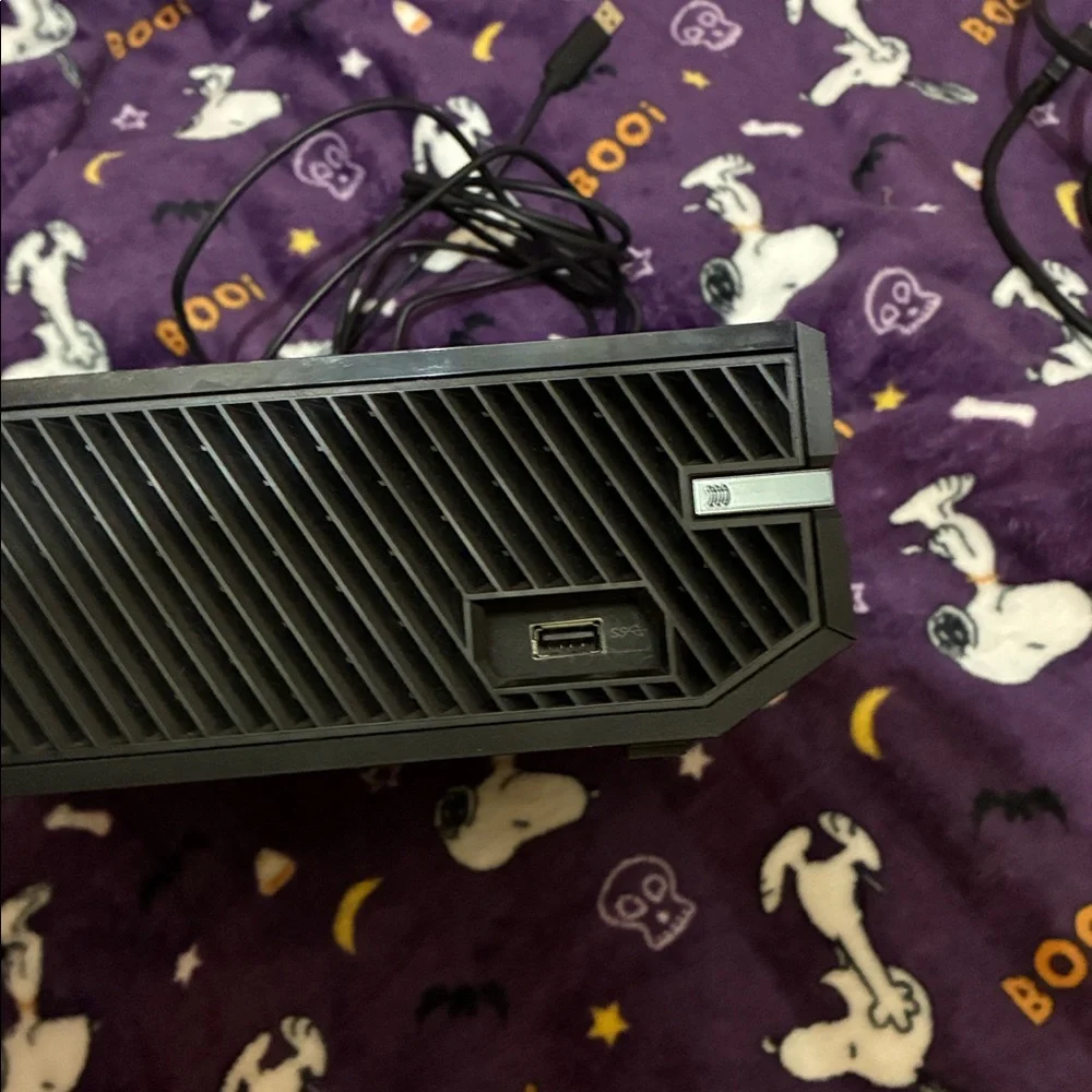 WORKING Xbox One Console With Wired Controller and ALL CABLES